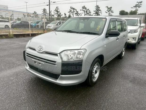 Toyota Probox 2021