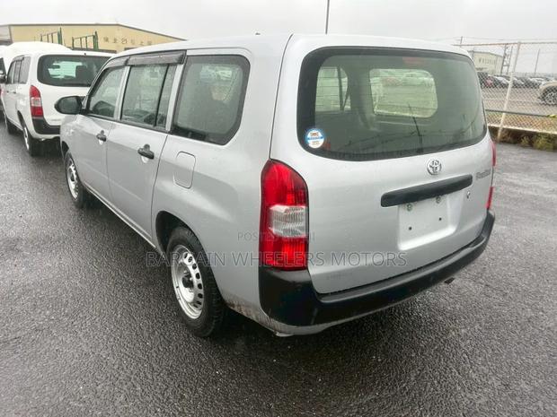Toyota Probox 2021