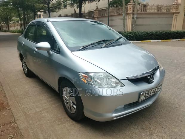 Honda Fit 2006 Silver