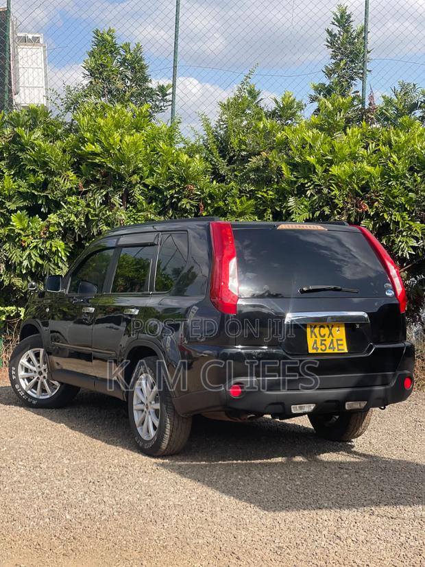 Nissan Serena 2013 Black