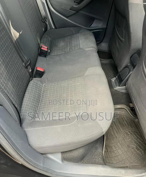 Volkswagen Polo 2015 Black