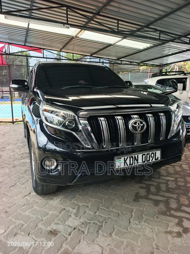 Toyota Land Cruiser Prado 2016 Black