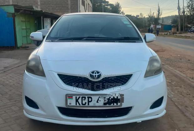 Toyota Belta 2011 White