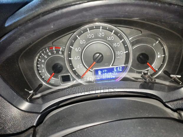 Toyota Axio 2017 Silver