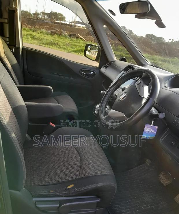 Nissan Serena 2014 Black