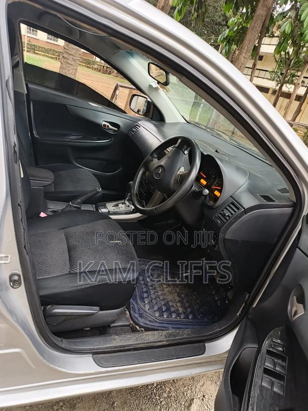 Toyota Corolla Fielder 2010 Silver