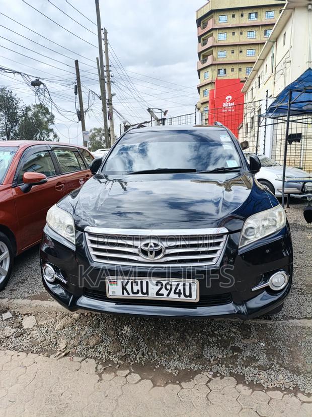 Toyota Vanguard 2012 Black