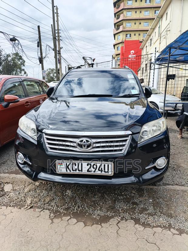 Toyota Vanguard 2012 Black