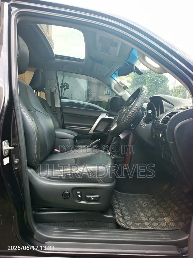 Toyota Land Cruiser Prado 2015 Black