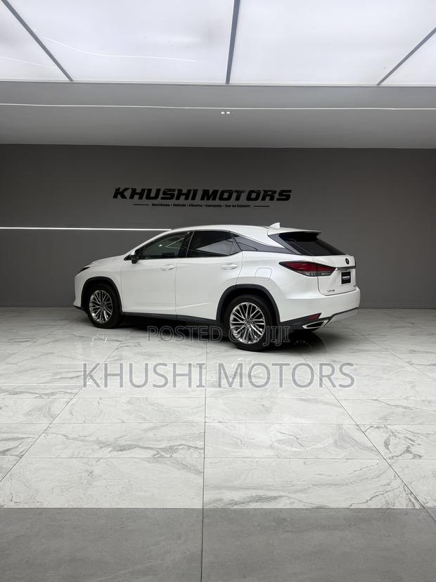 Lexus RX 300 2WD 2019 Pearl