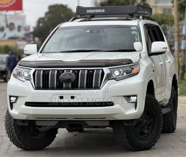 Toyota Land Cruiser Prado 2.7 2019 White