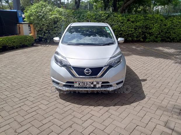 Nissan Note 2018 Silver