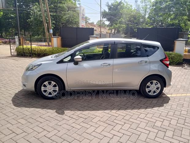 Nissan Note 2018 Silver