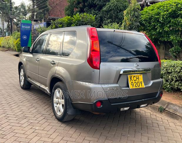 Nissan X-Trail 2.5 Petrol 4x4 SE 2009 Gray