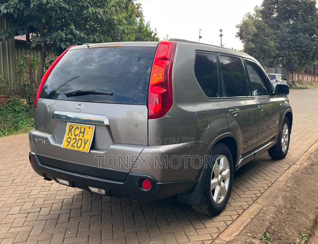 Nissan X-Trail 2.5 Petrol 4x4 SE 2009 Gray