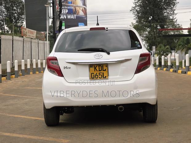 Toyota Vitz 2015