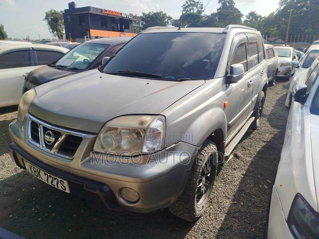 Nissan X-Trail 2002 Silver