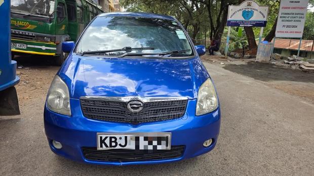 Toyota Corolla Spacio 2005 Blue