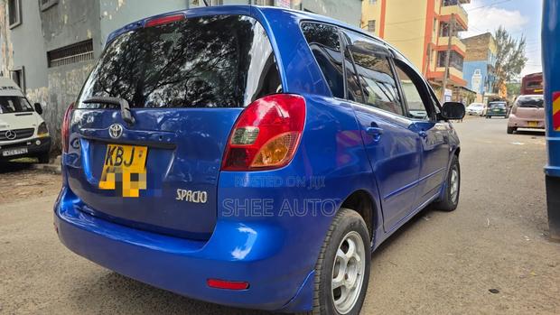 Toyota Corolla Spacio 2005 Blue