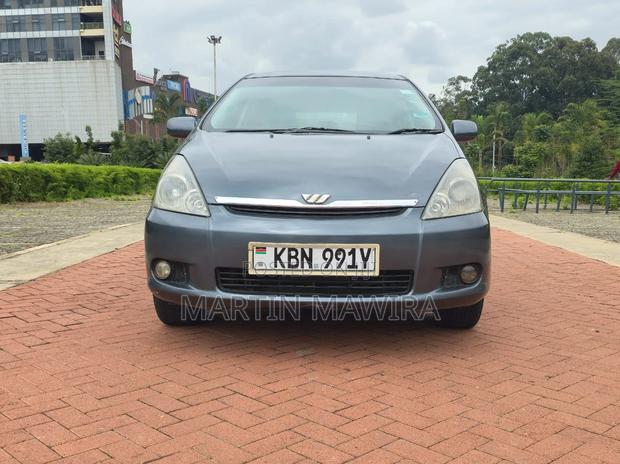 Toyota Wish 2004 Gray