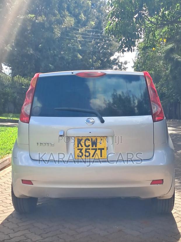 Nissan Note 2012 Silver