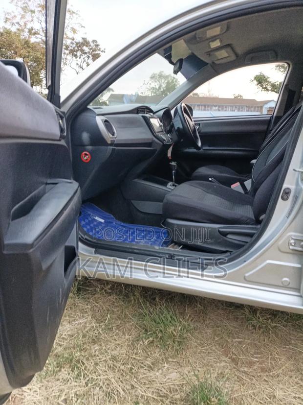 Toyota Axio 1.5 G 2WD 2014 Silver
