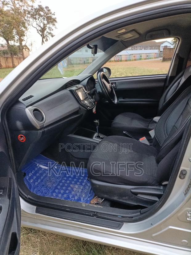 Toyota Axio 1.5 G 2WD 2014 Silver