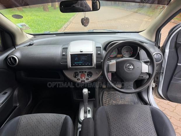 Nissan Note 2012 Silver