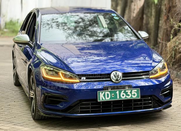 Volkswagen Golf R 4-Door w/DCC & Navigation 2019 Blue