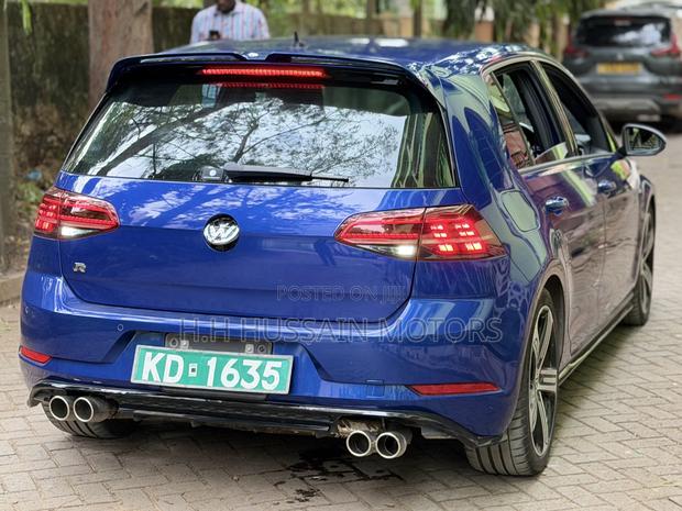 Volkswagen Golf R 4-Door w/DCC & Navigation 2019 Blue