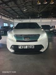Toyota Harrier 2018 White for sale