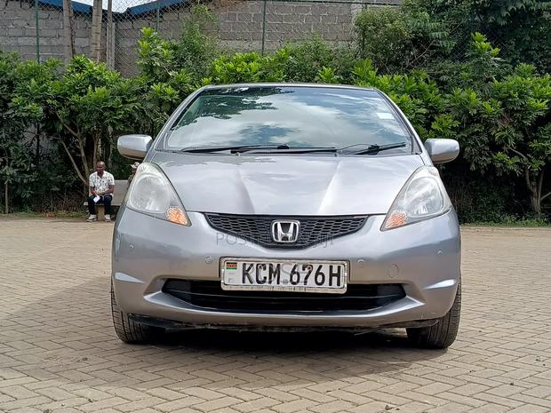 Honda Fit 2010 Gray
