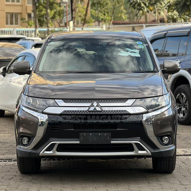 Mitsubishi Outlander 2019 Brown