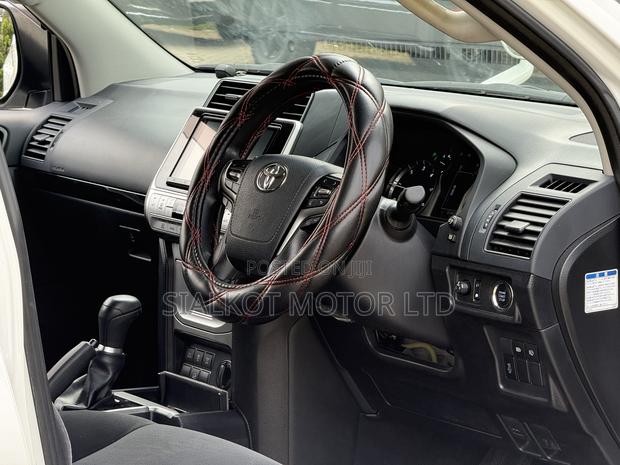 Toyota Land Cruiser Prado 2.8 2020 White