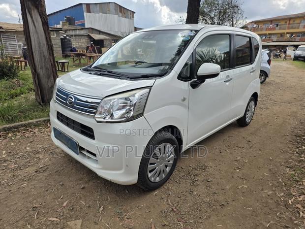 Daihatsu Move 2018 White
