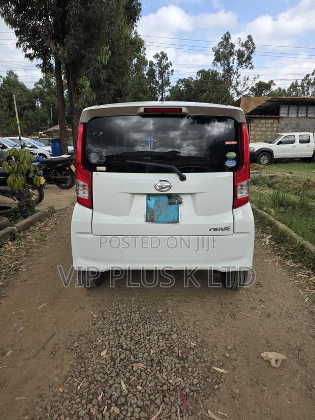 Daihatsu Move 2018 White