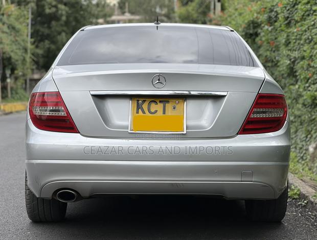 Mercedes-Benz C200 2012 Silver