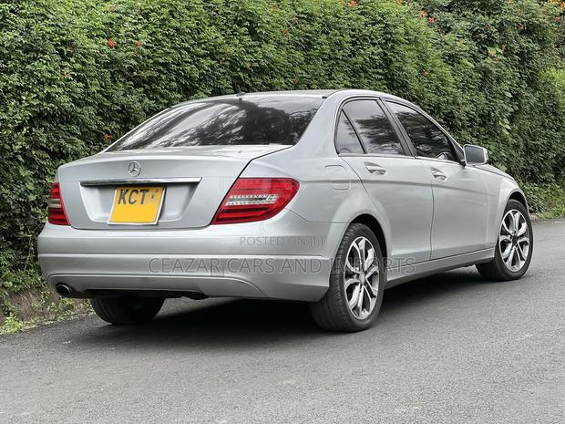 Mercedes-Benz C200 2012 Silver