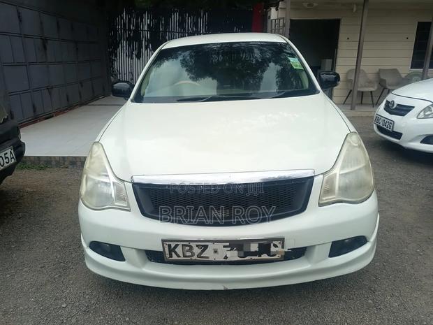 Nissan Bluebird 2007 White