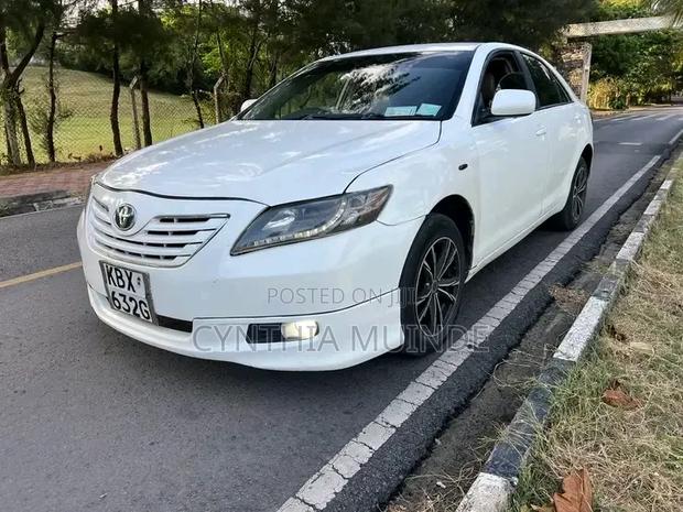Toyota Camry 2006 White