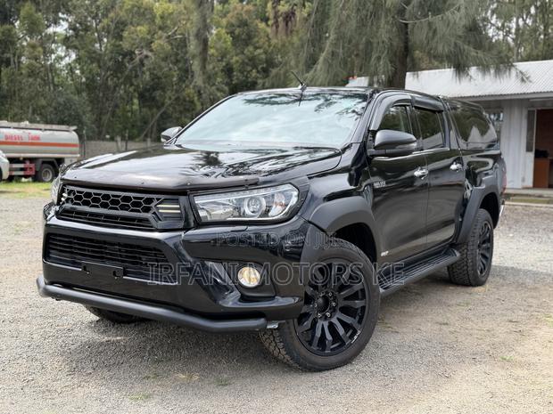 Toyota Hilux Revo Double Cab Deisel 2.4 AWD 2019 Black