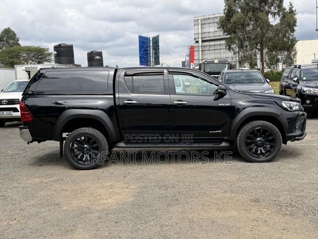 Toyota Hilux Revo Double Cab Deisel 2.4 AWD 2019 Black
