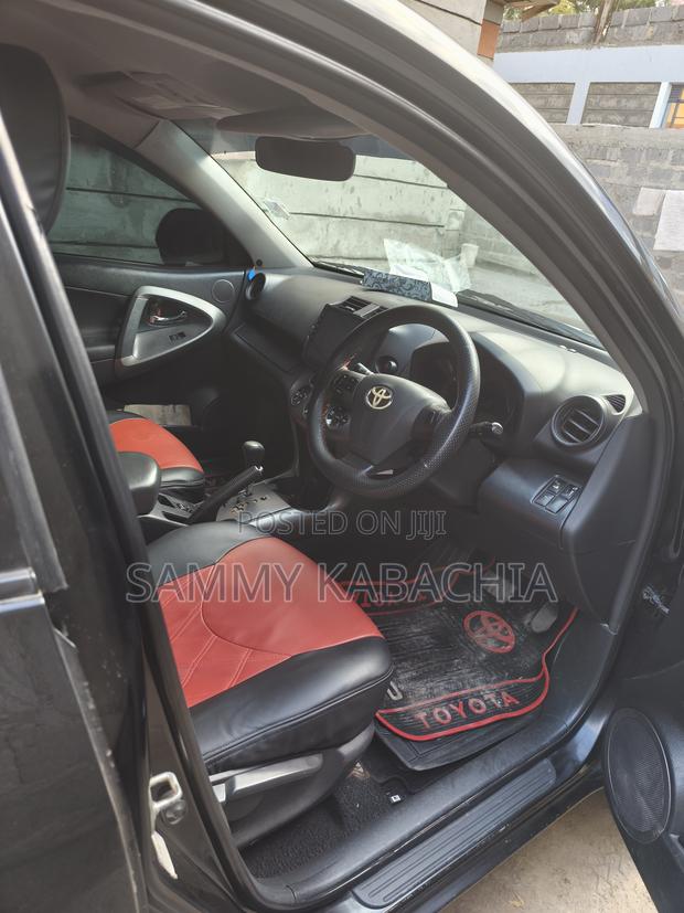 Toyota Vanguard 2013 Black