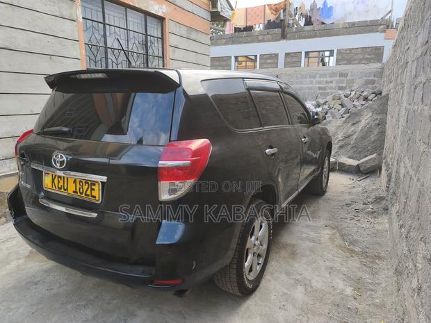 Toyota Vanguard 2013 Black