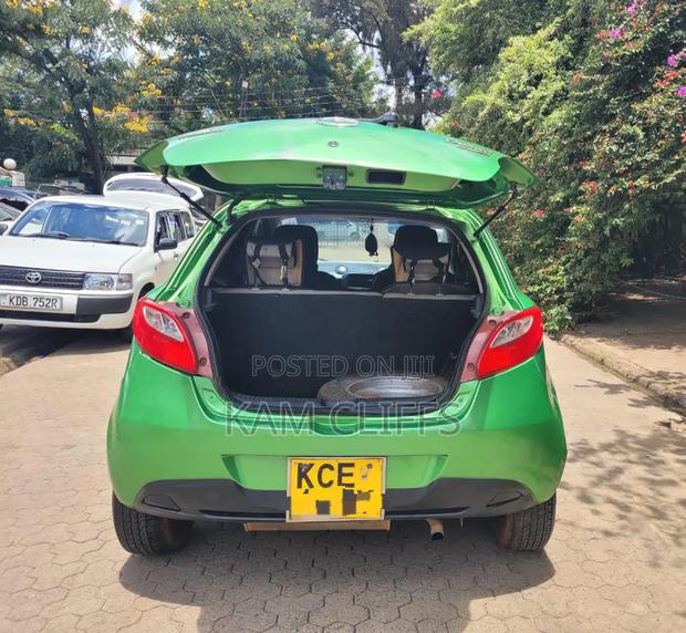 Mazda Demio 2009 Green