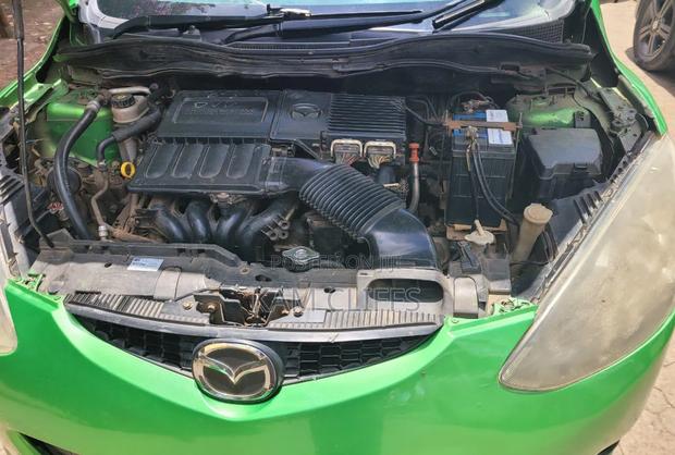 Mazda Demio 2009 Green