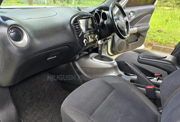 Nissan Juke 2012 White