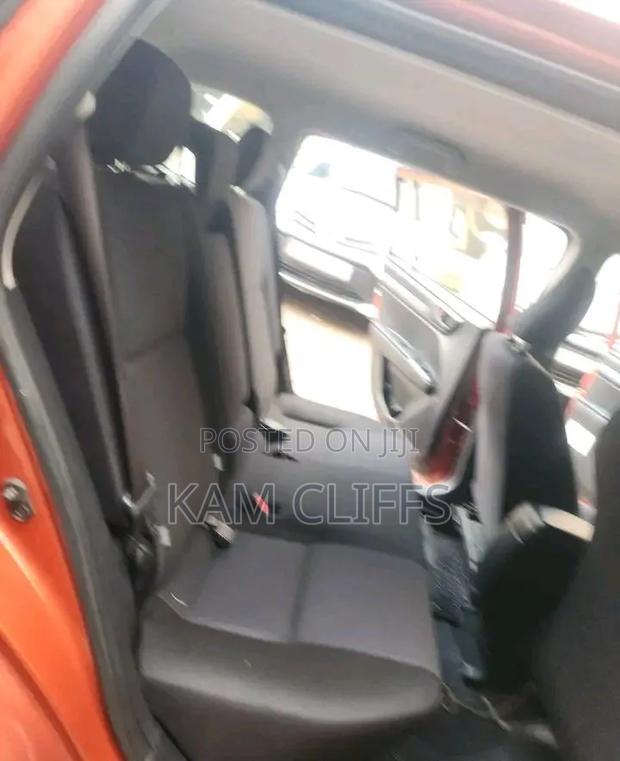 Toyota Corolla Fielder 2017 Orange