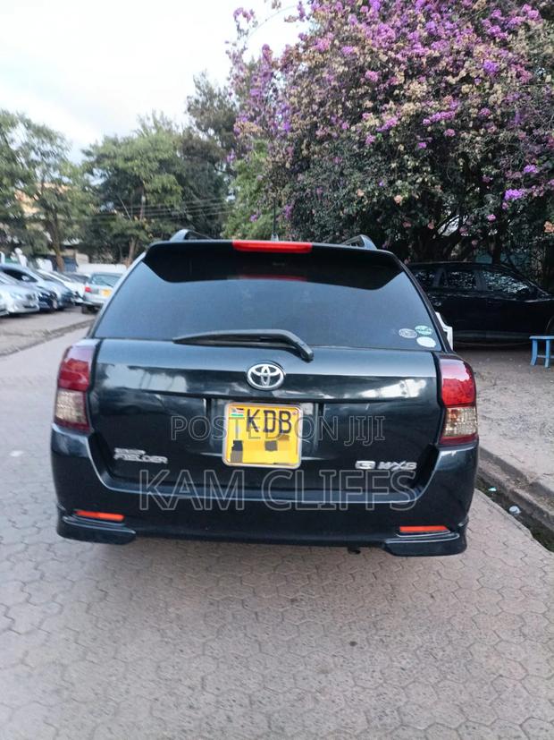 Toyota Corolla Fielder 2013 Black