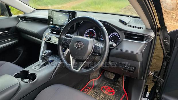 Toyota Harrier 2021 Black